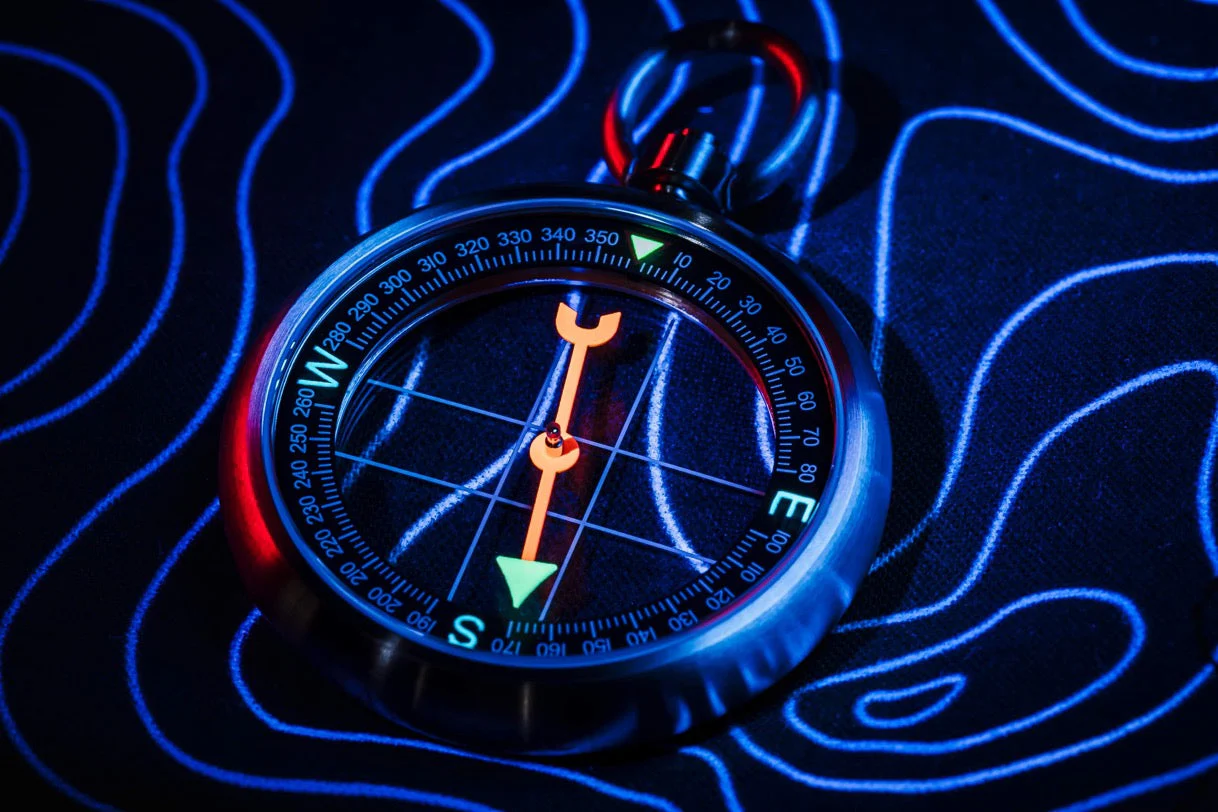 45mm - Heirloom Dual Sapphire Titanium Compass Gen 3  🔥 Last Chance! 🔥 - Image 5
