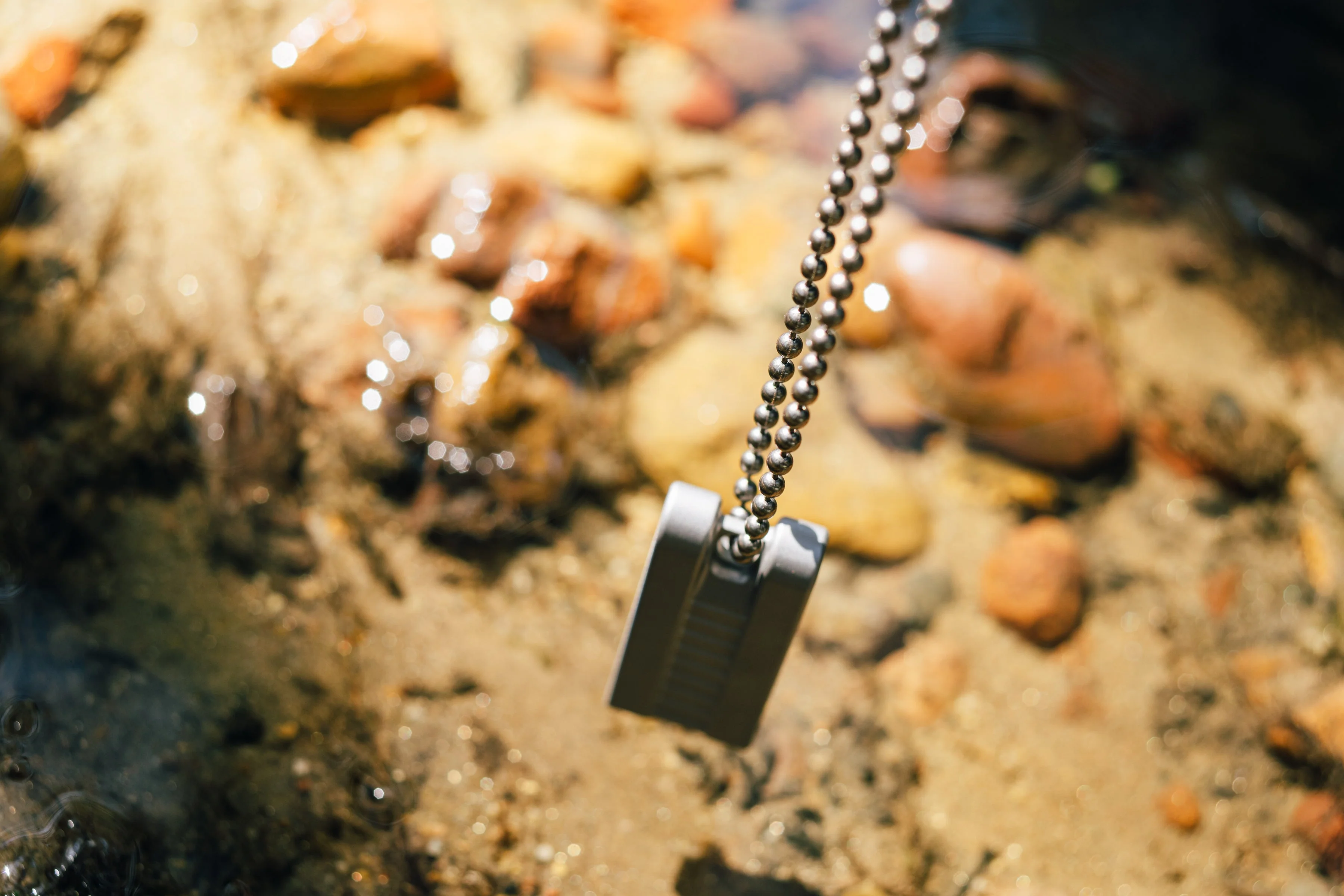 Abrams Unibody Titanium Whistle - Image 15