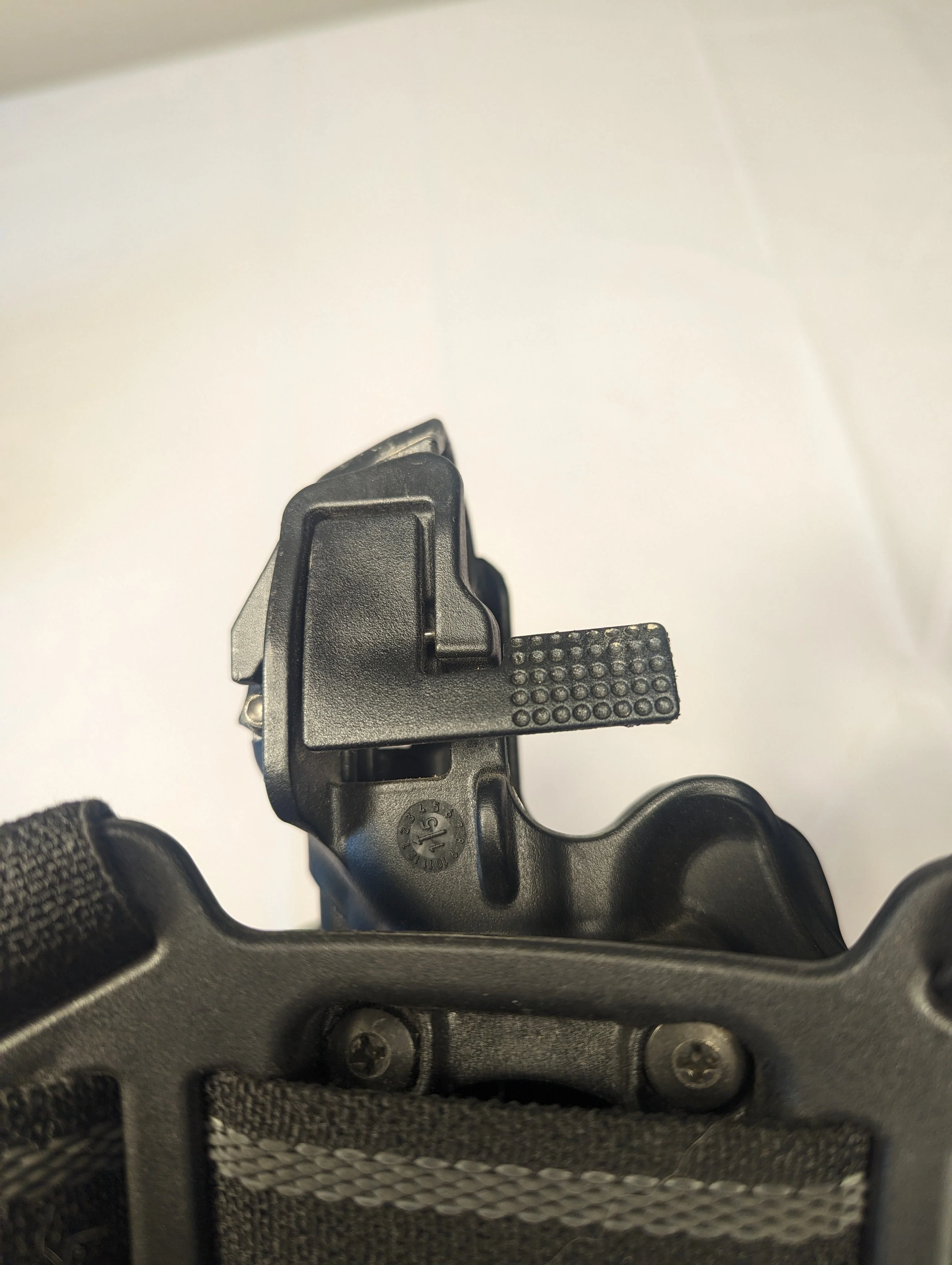 BlackHawk - 430604BK-R - Pistol Holster - Image 11