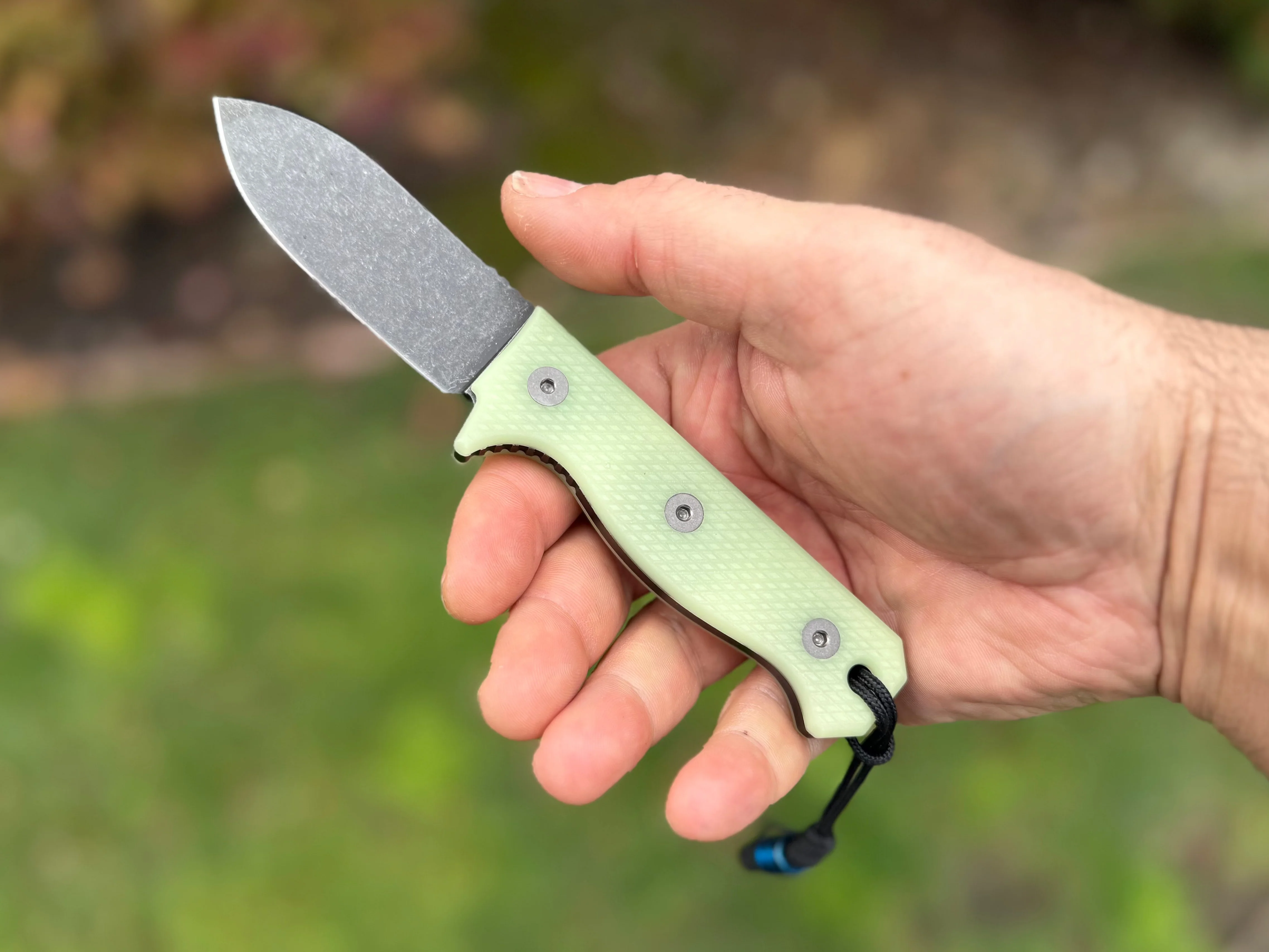 Compact R4A - Ready 4 Action Knife / D2 Fixed Blade ( UGM GLOW Scales ) 🔥 New 🔥