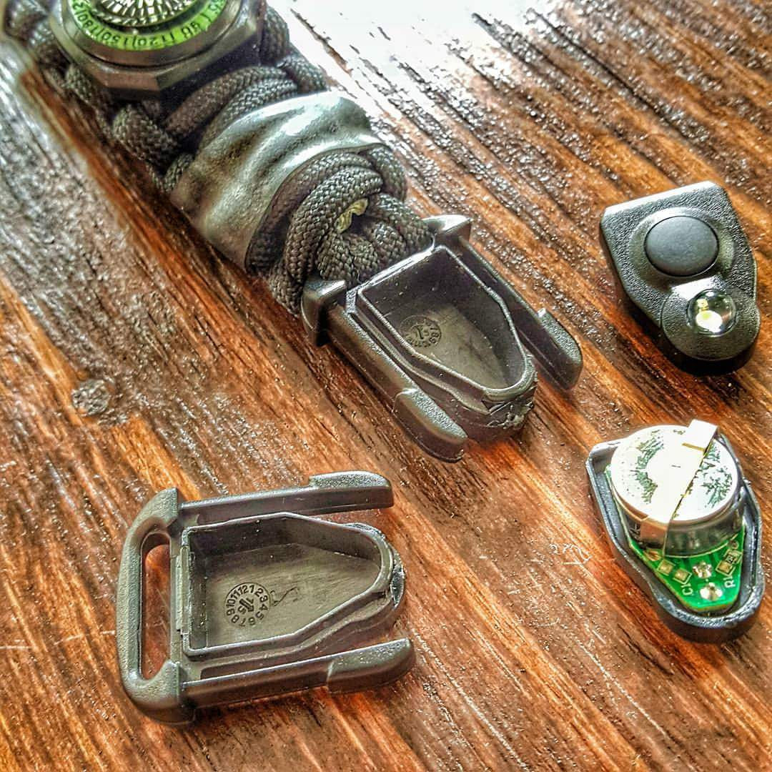 EDC Prepper - Paracord Bracelet Urban Tool Kit Equipped w/ LED Light, fire starter, blade, compass. - Image 30