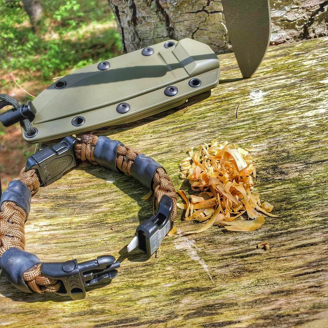 EDC Prepper - Paracord Bracelet Urban Tool Kit Equipped w/ LED Light, fire starter, blade, compass. - Image 39