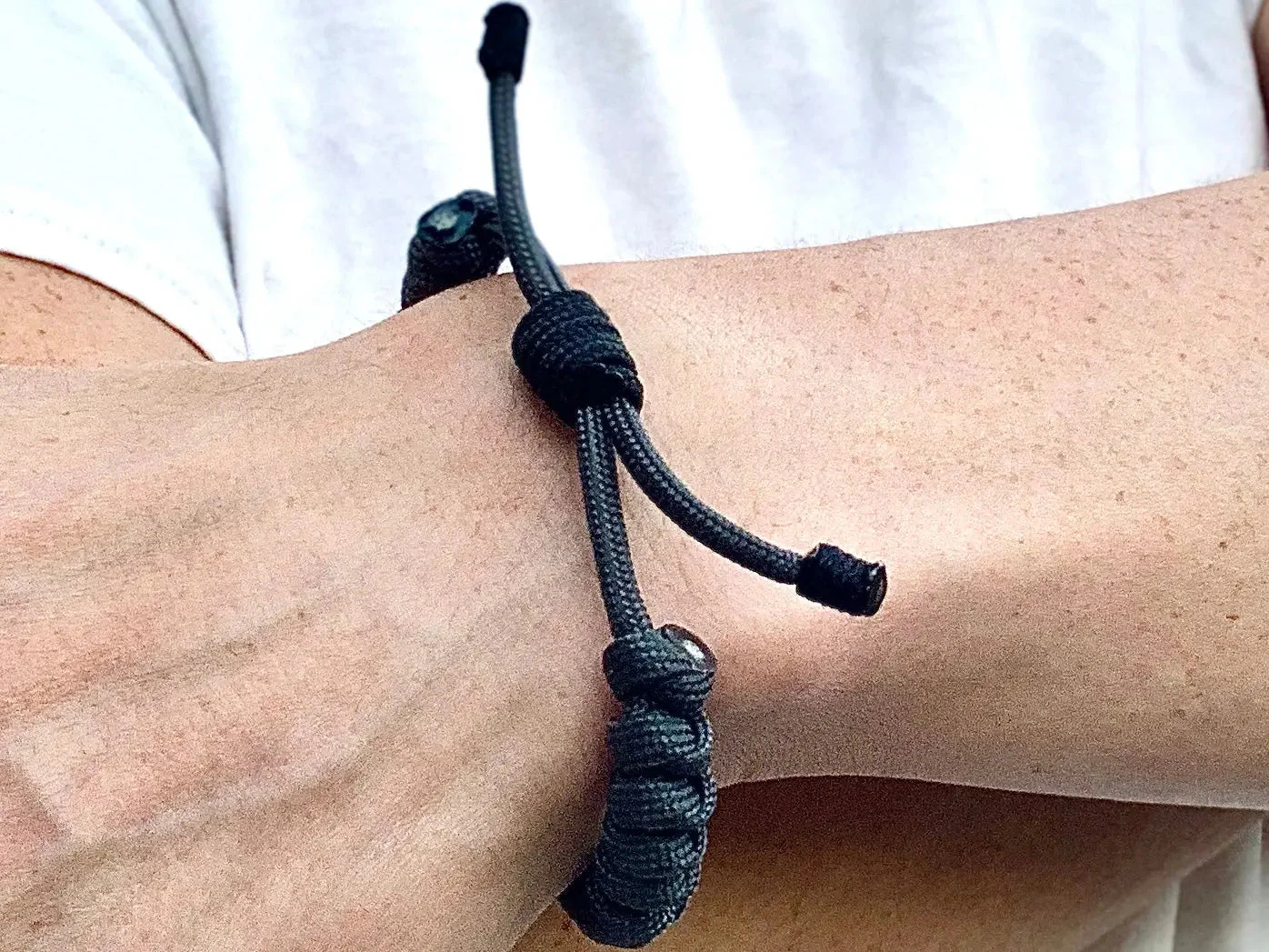 Engineered Gray Atom Rope Bracelet - Image 4