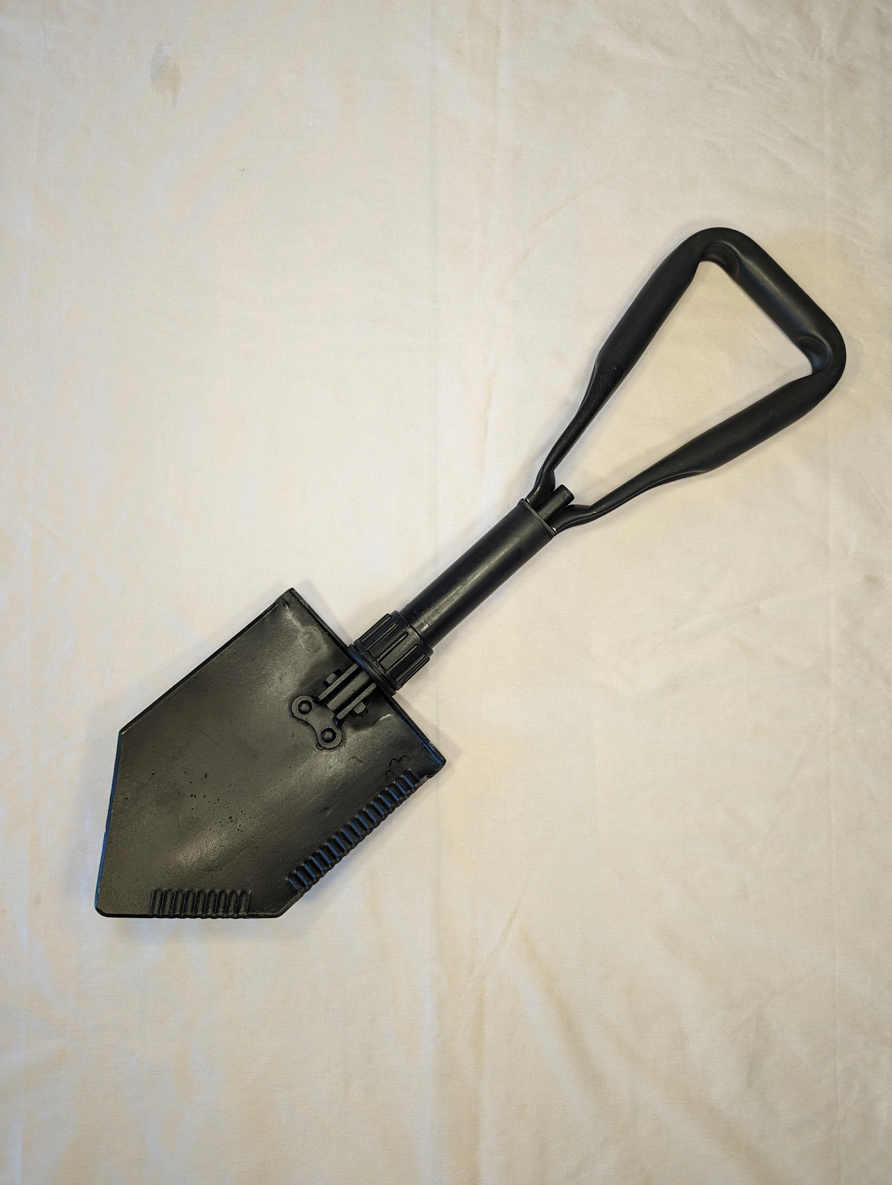 Entrenching Tool - Image 2