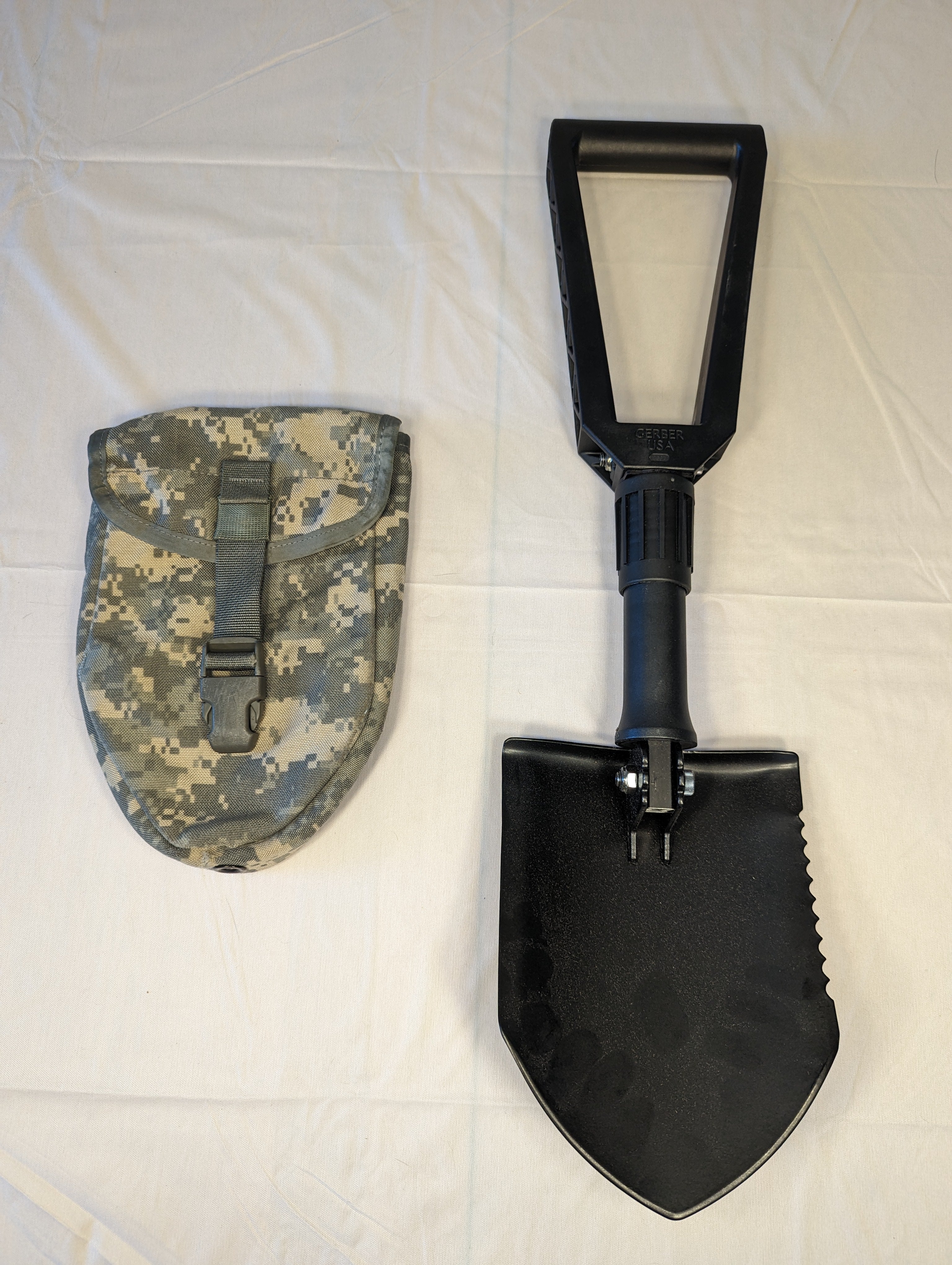 Entrenching Tool - Image 5