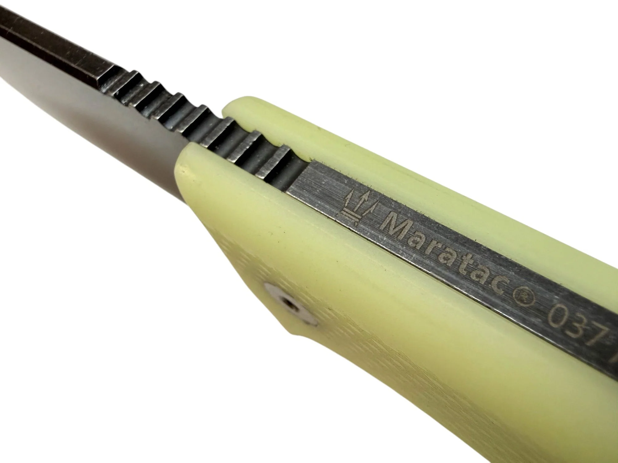 ERGO R4A PRO - Ready 4 Action - Fixed Blade Knife ( UGM GLOW Scales ) 🔥 New 🔥 - Image 10