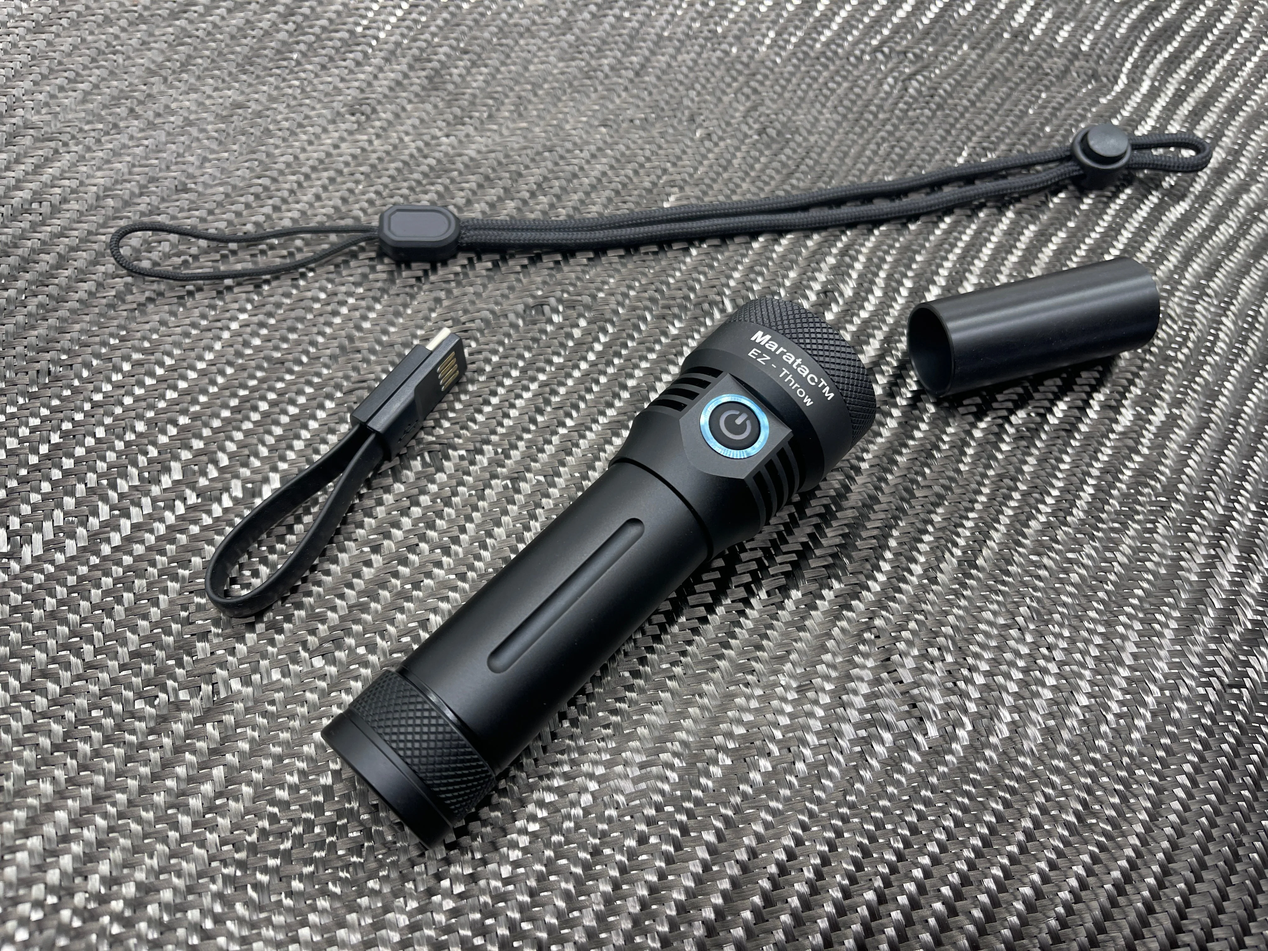 EZ - Throw 18650 / 21700 Flashlight by Maratac® ( + Built In Charger ) - Image 12