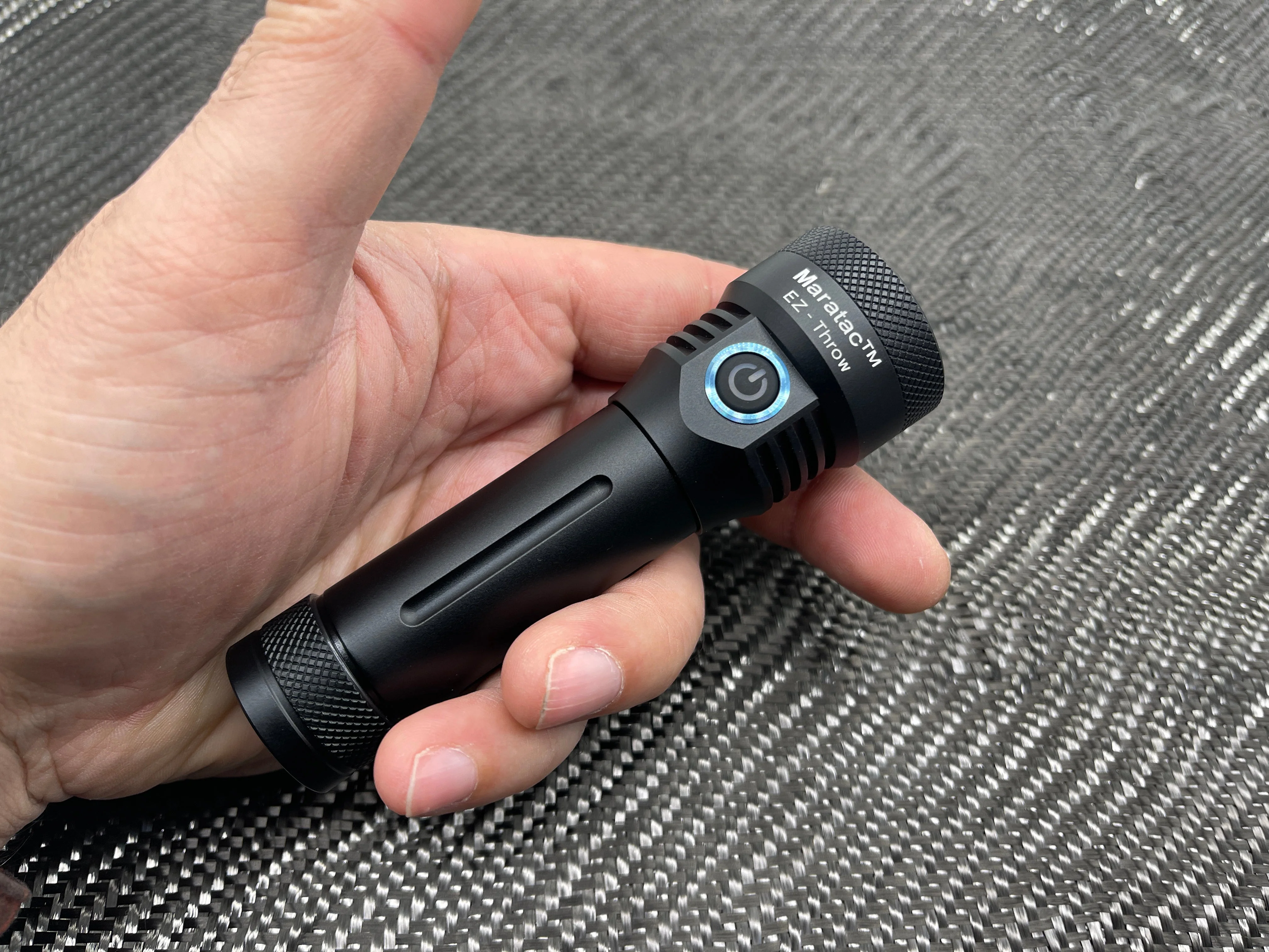EZ - Throw 18650 / 21700 Flashlight by Maratac® ( + Built In Charger ) - Image 14