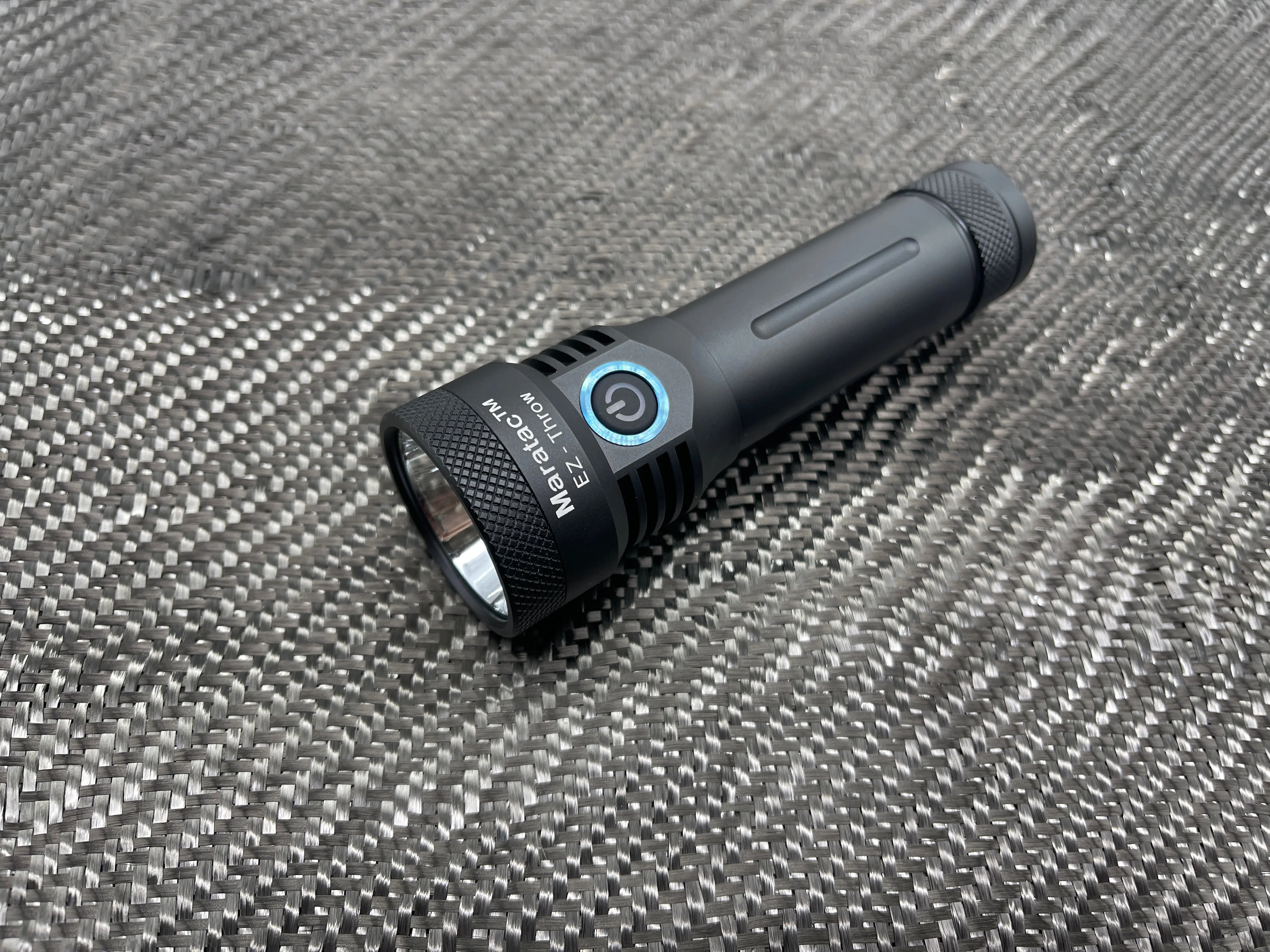 EZ - Throw 18650 / 21700 Flashlight by Maratac® ( + Built In Charger ) - Image 15