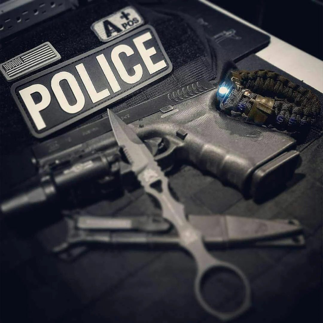 First Responder Strap - Police LEO backup duty gear w/ light, cuff key, seatbelt cutter, compass. - Image 14