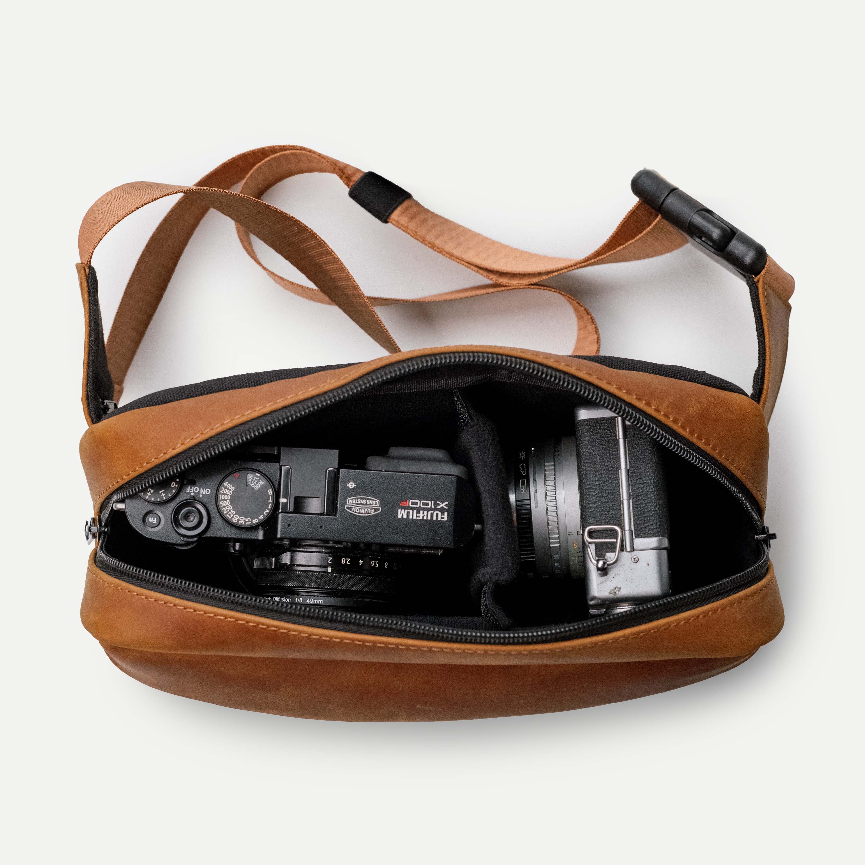 Legacy Camera Sling - 2L Leather - Image 4