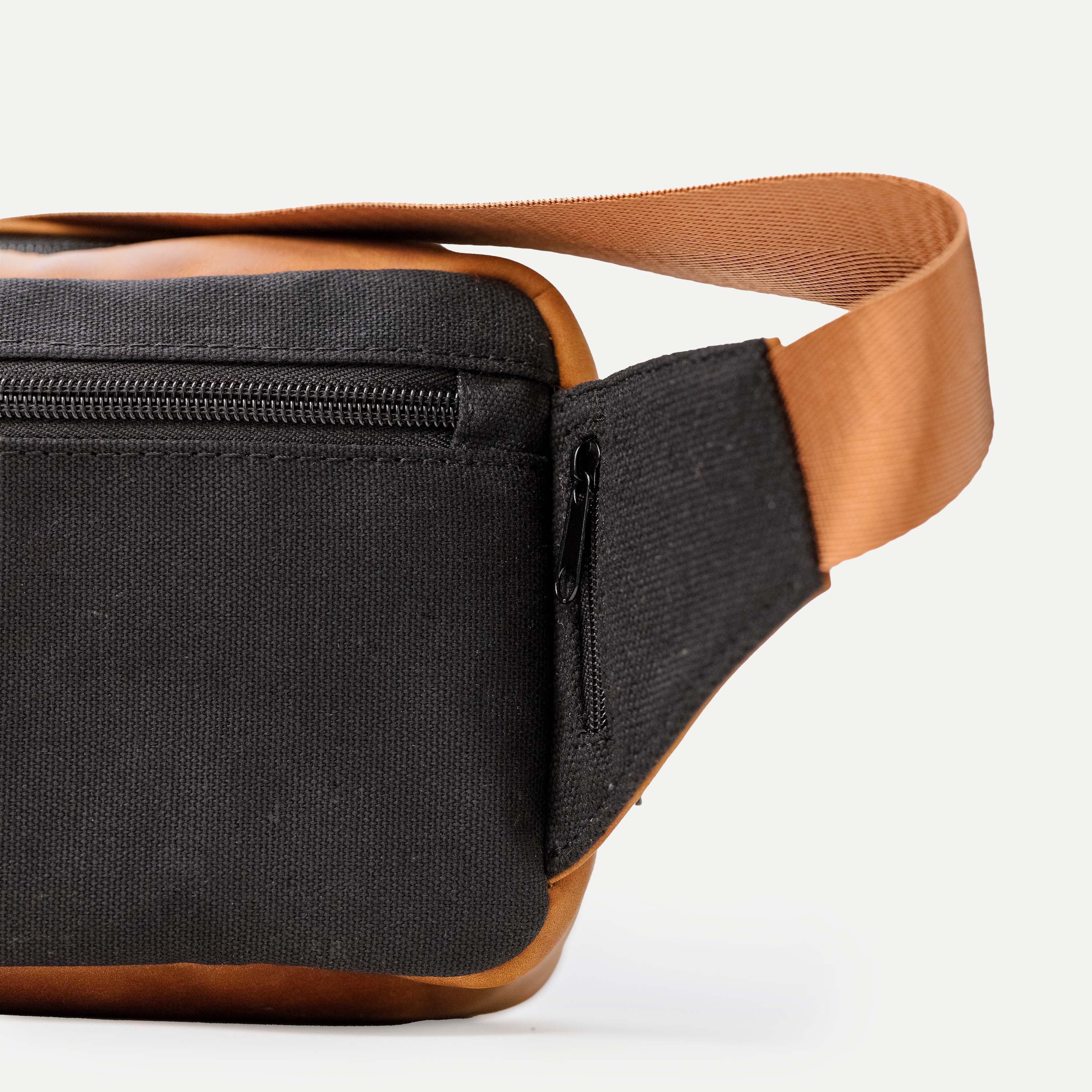 Legacy Camera Sling - 2L Leather - Image 7