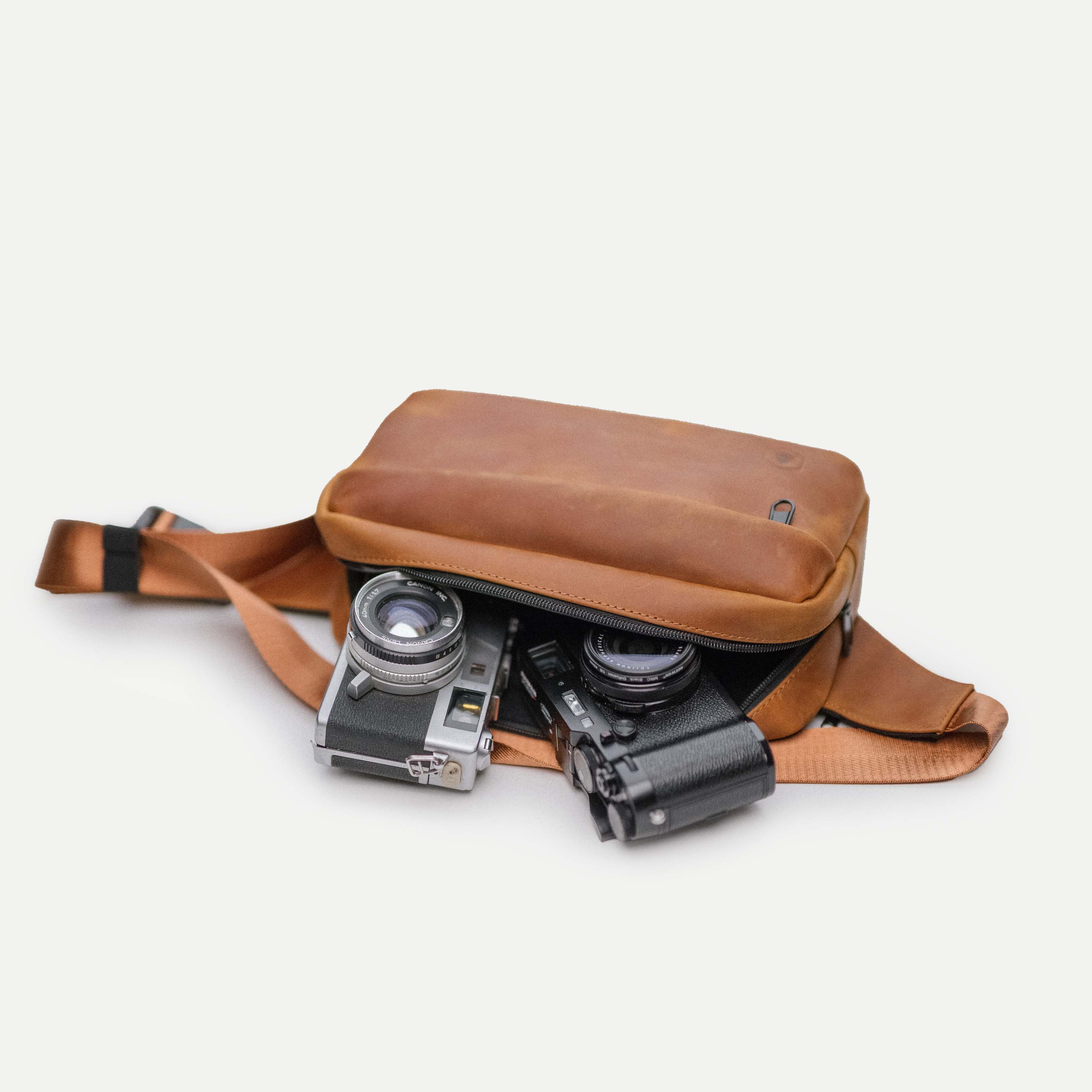 Legacy Camera Sling - 2L Leather - Image 8