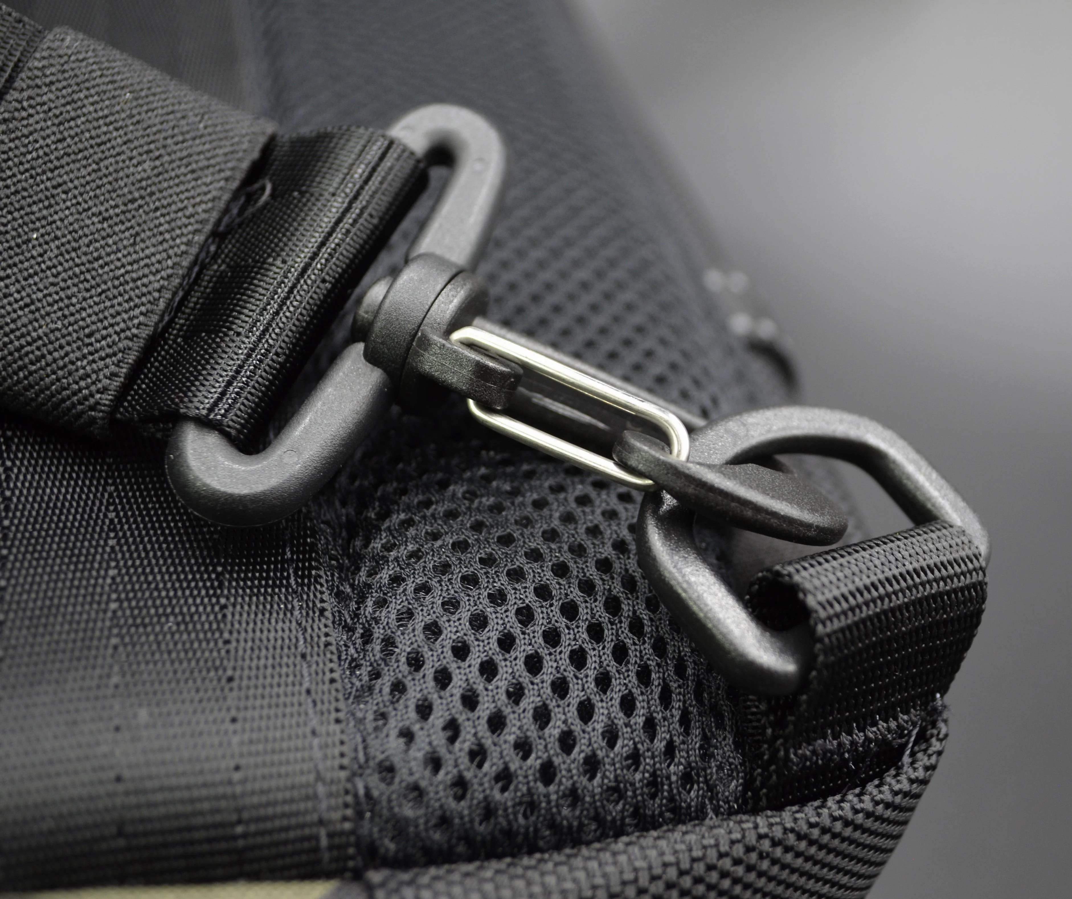 Loculus Sling Bag - Image 21