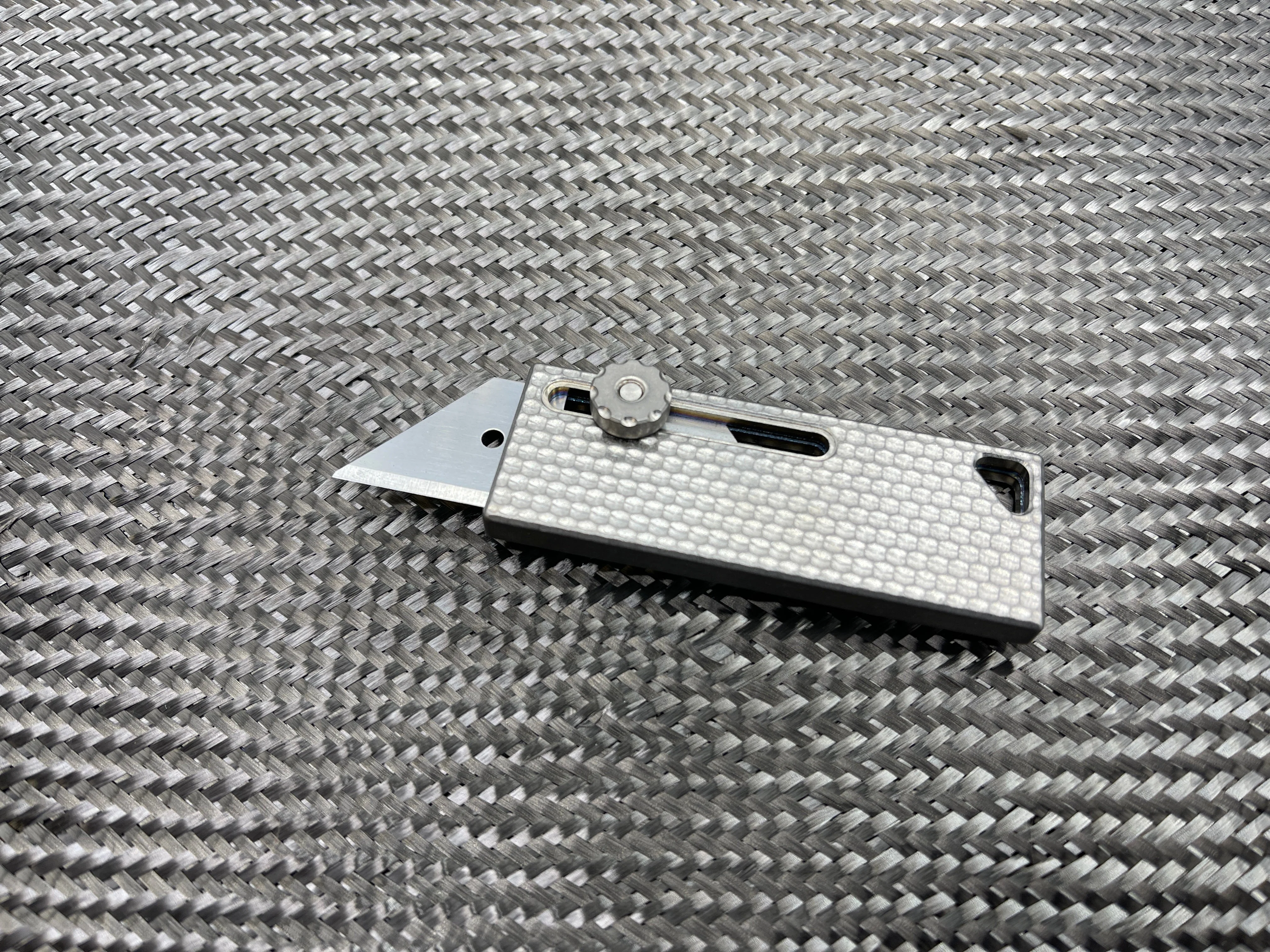 MaxMadCo Design - Titanium - Utility Blade Knife 🔥 New Gen 2🔥 - Image 16