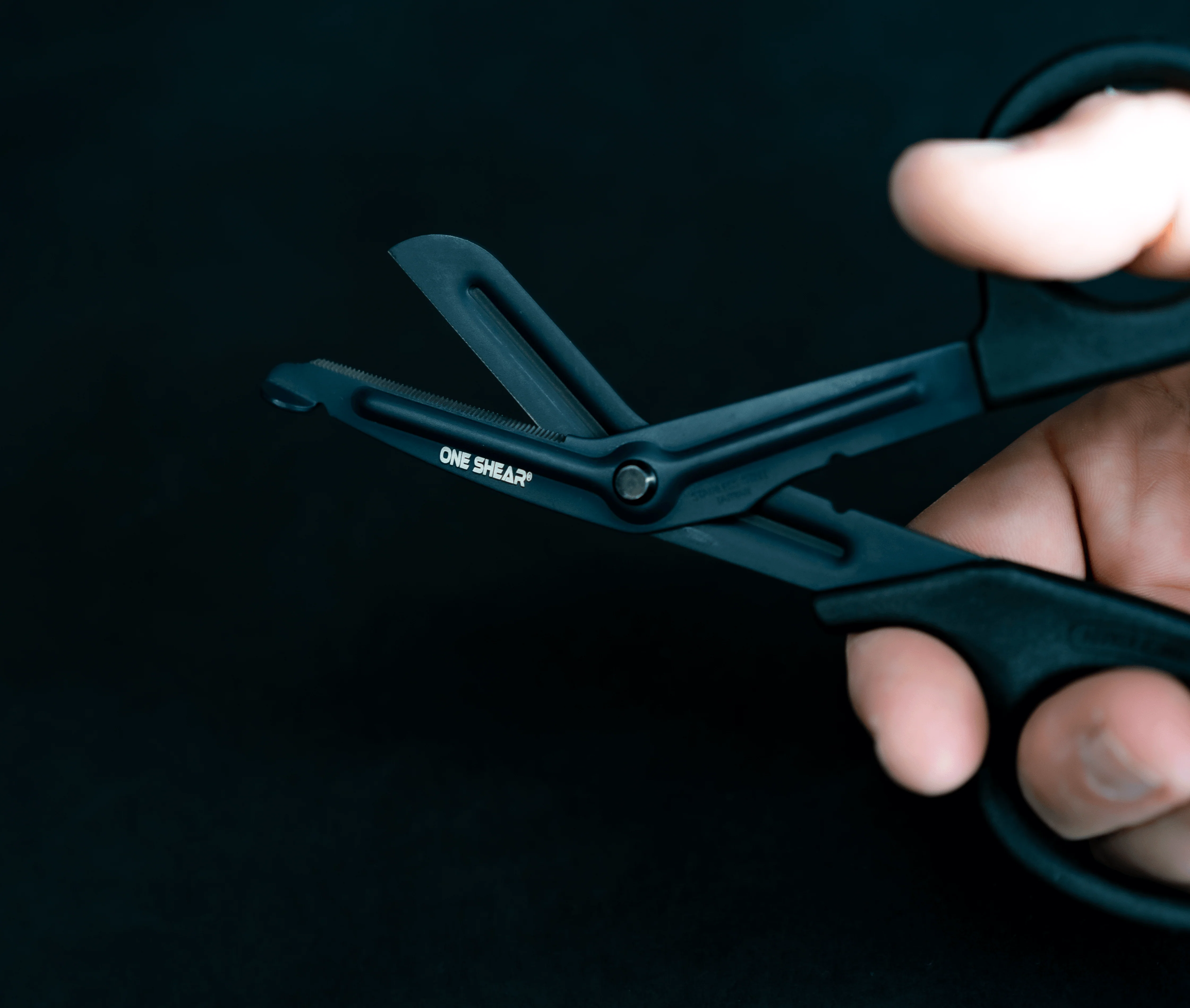 BUS (Basic Utility Shear) Light Weight Medical Scissor for EMT and First Responders| ONE SHEAR® - Image 5