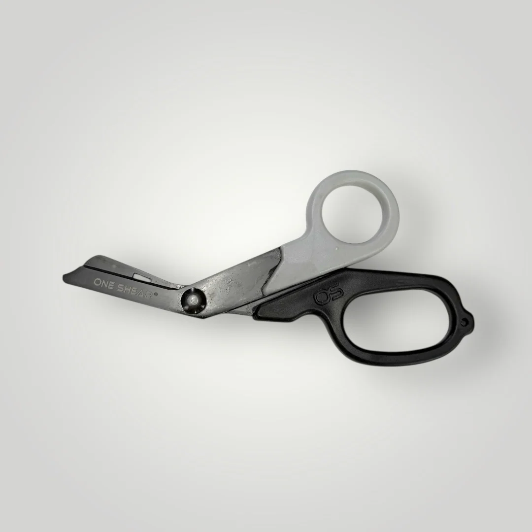 ONE SHEAR® LIMITED – Black/ Cool Gray Handle - Image 2
