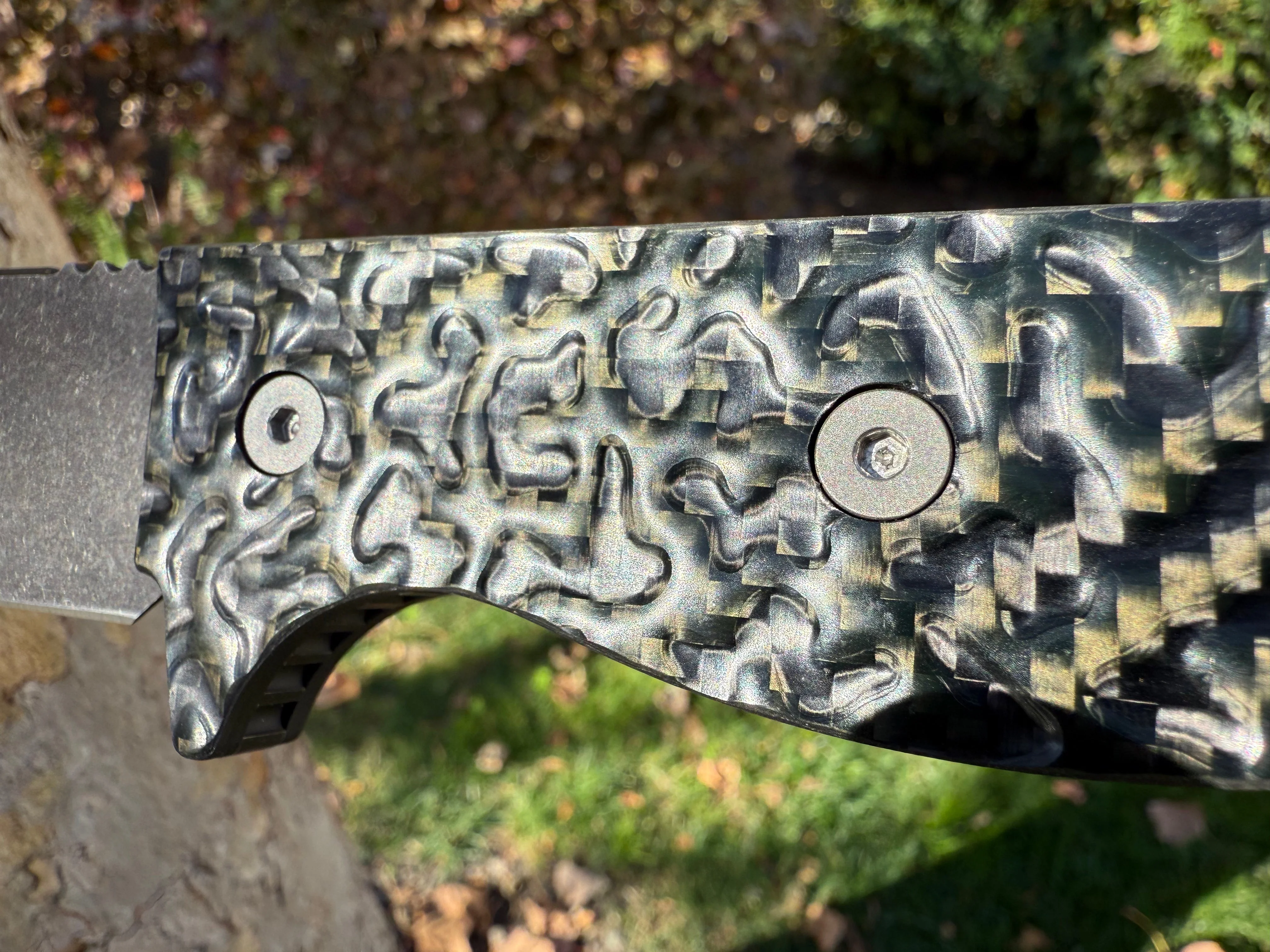 R4A - Ready 4 Action Knife / D2 Fixed Blade ( Contour-Tex Carbon Fiber Scales ) - Image 6