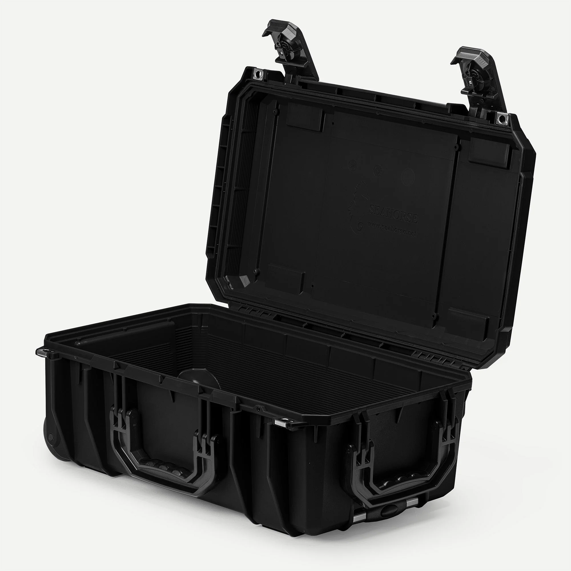 Seahorse 830 - Image 25