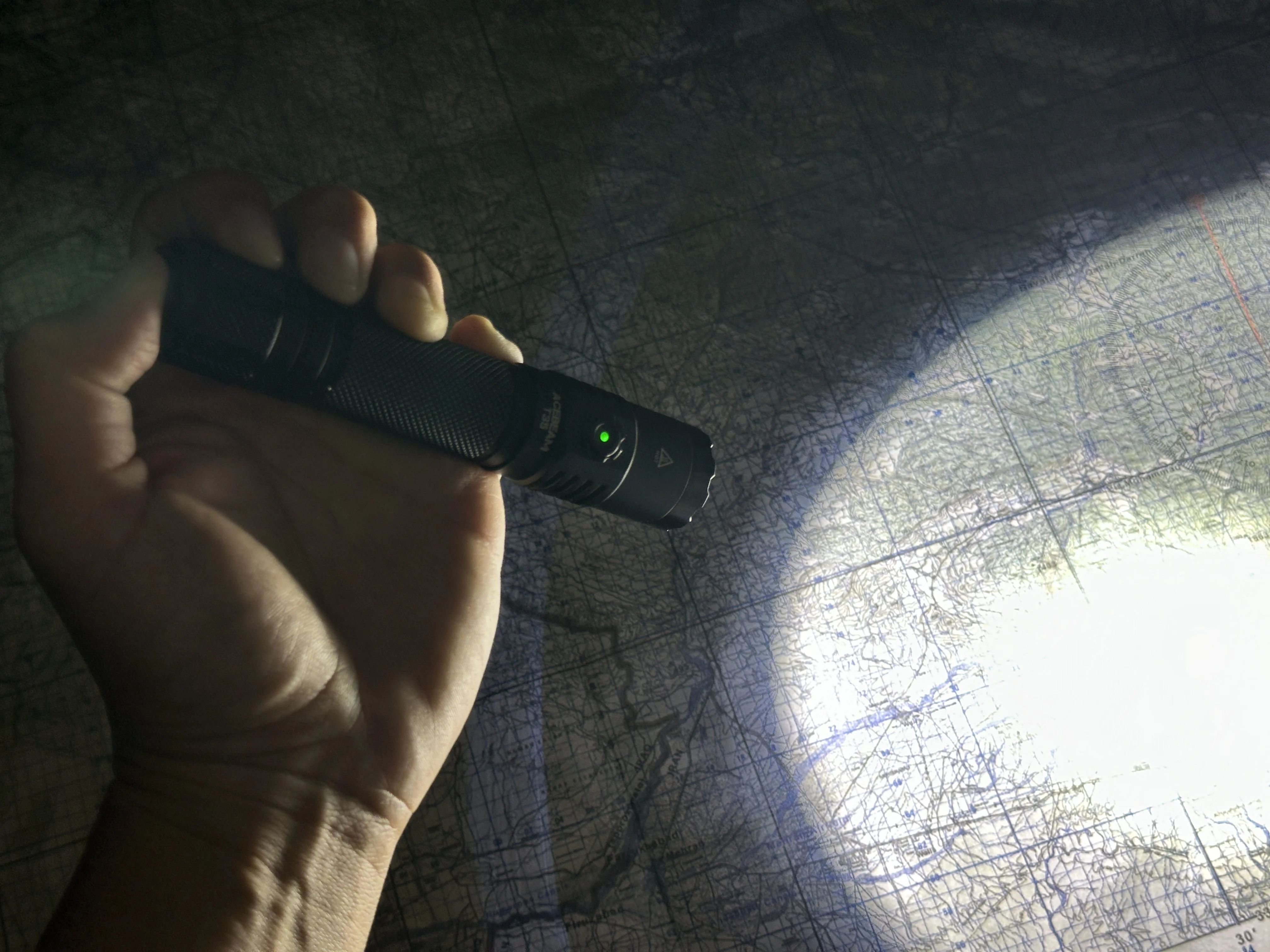 T35 CRTF 18650 Dual Switch Flashlight By Acebeam - Image 3