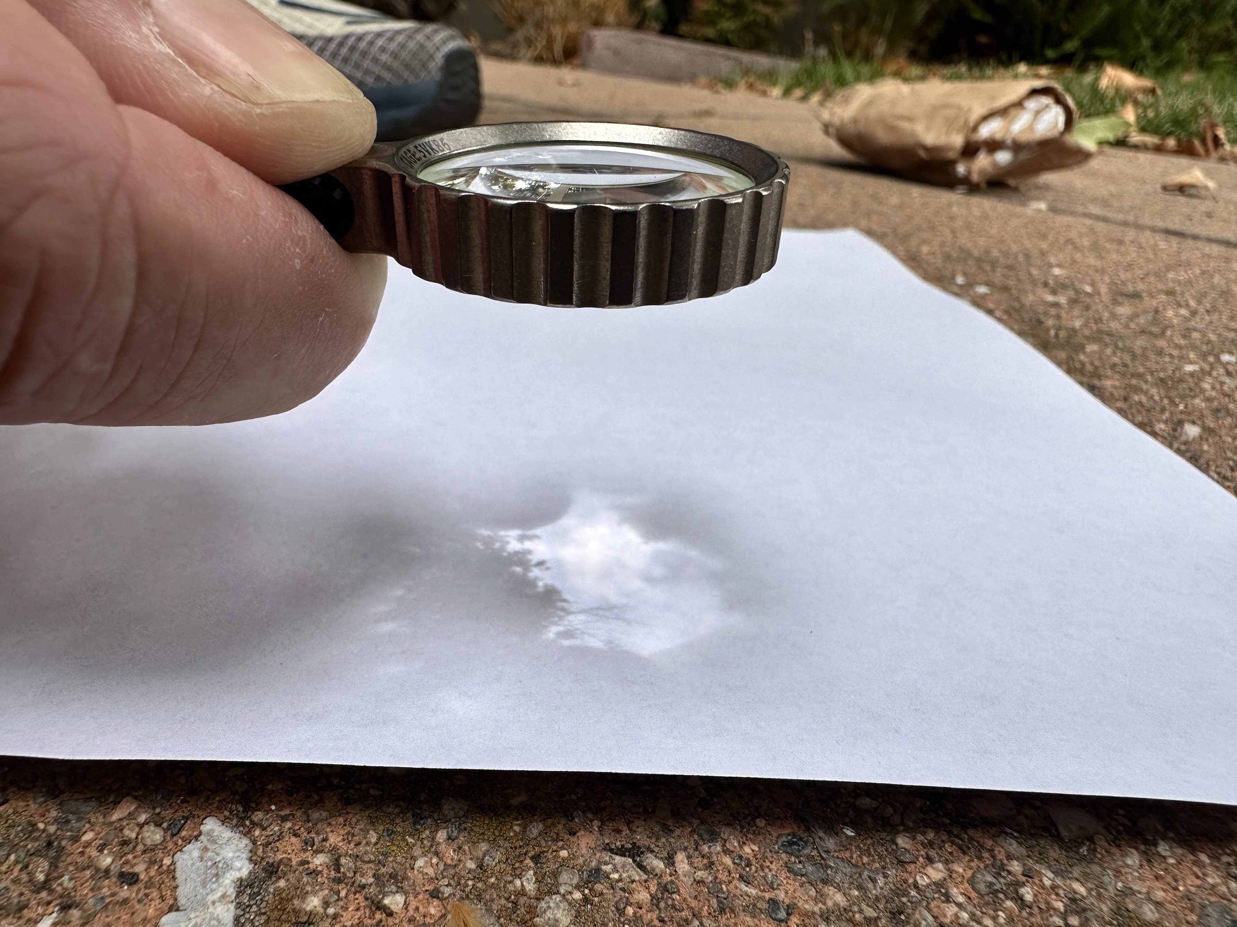 Titan Zoom - Sapphire Pocket Magnifier by Maratac® ( 2 Variants ) - Image 27