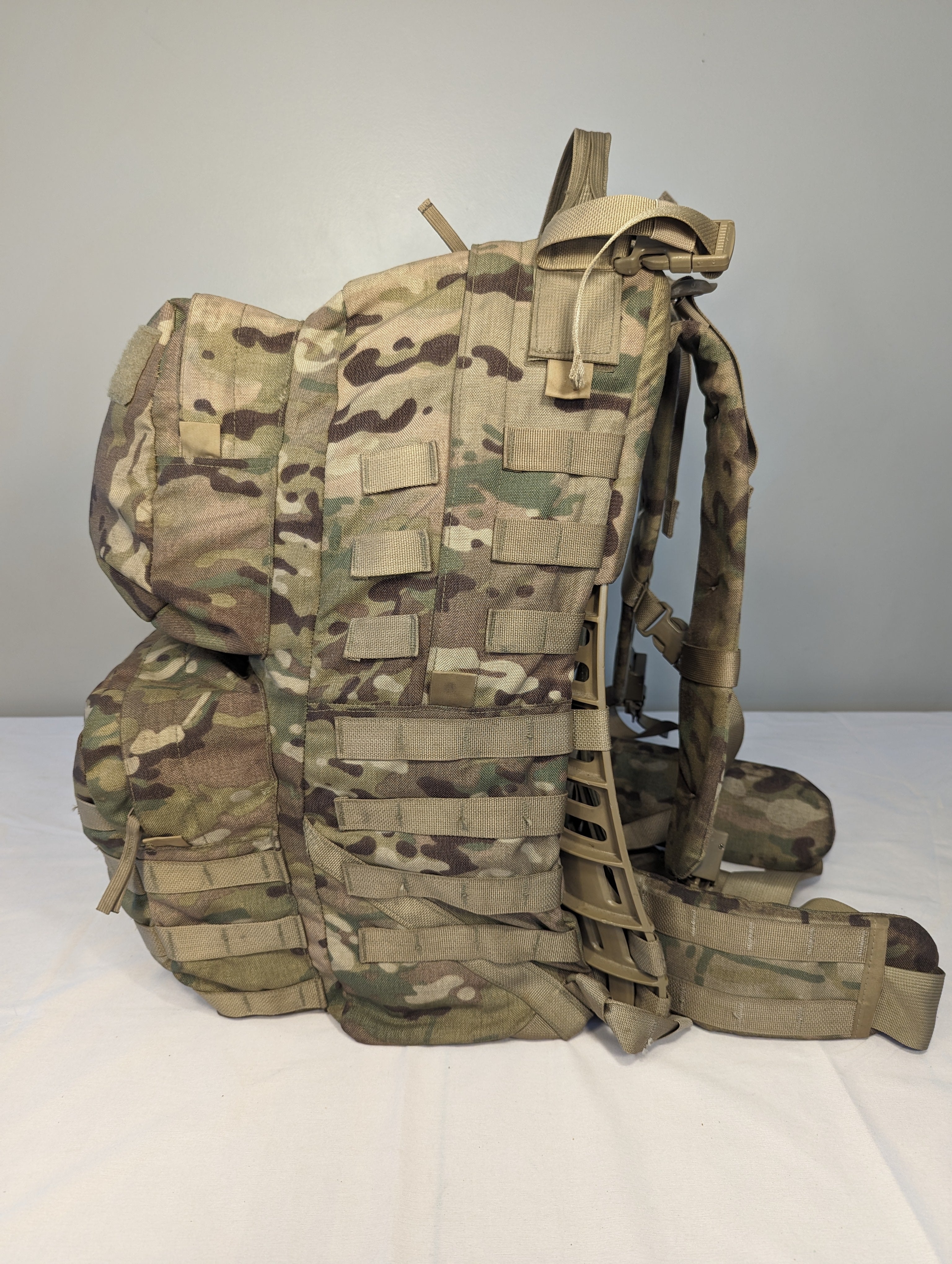 U.S. Military Surplus Medium Field Pack Rucksack MOLLE II Complete - OCP/Multicam - Image 9