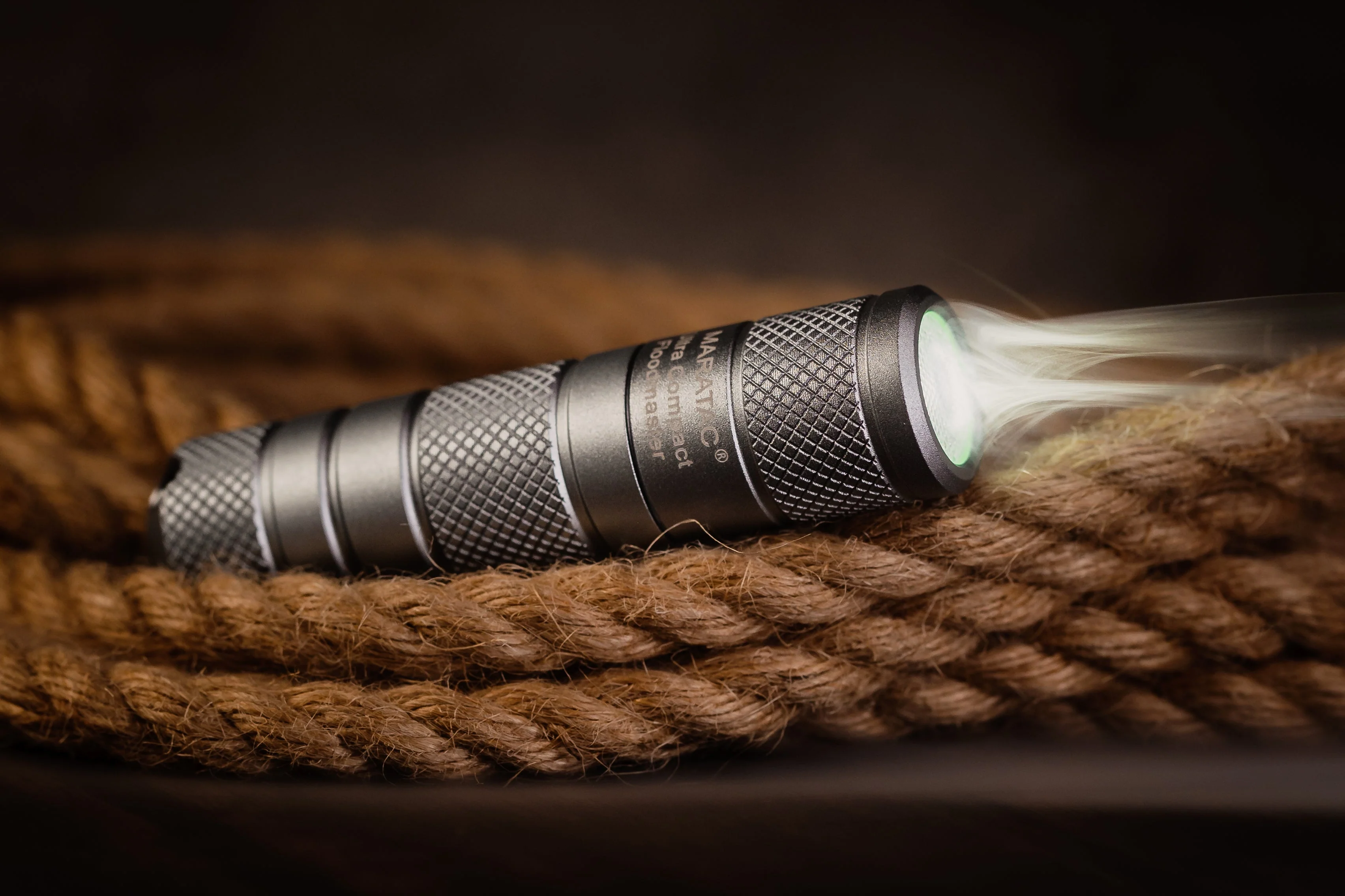 Ultra Compact Floodmaster AA / 14500 Flashlight by Maratac® - Image 4