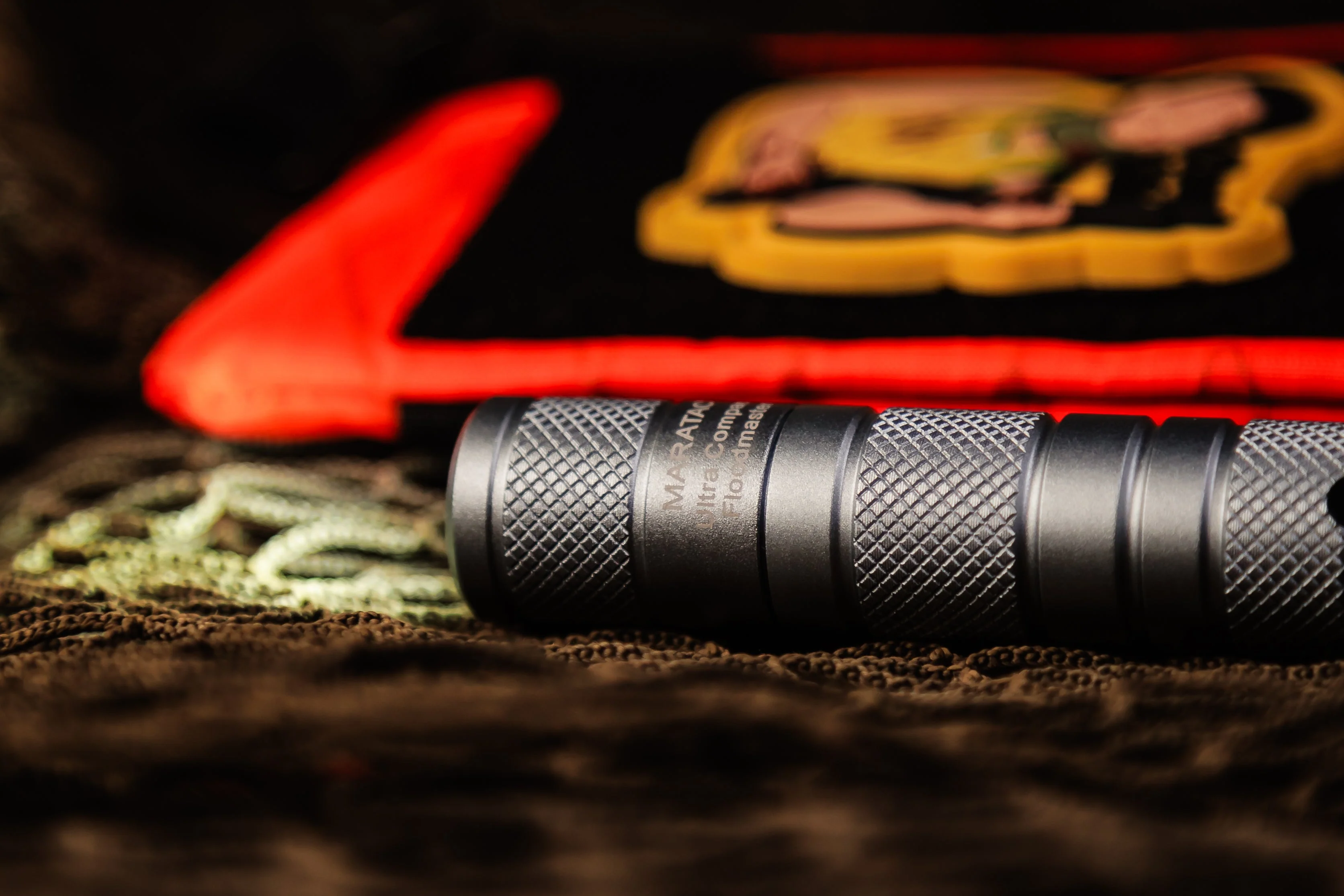 Ultra Compact Floodmaster AA / 14500 Flashlight by Maratac® - Image 6
