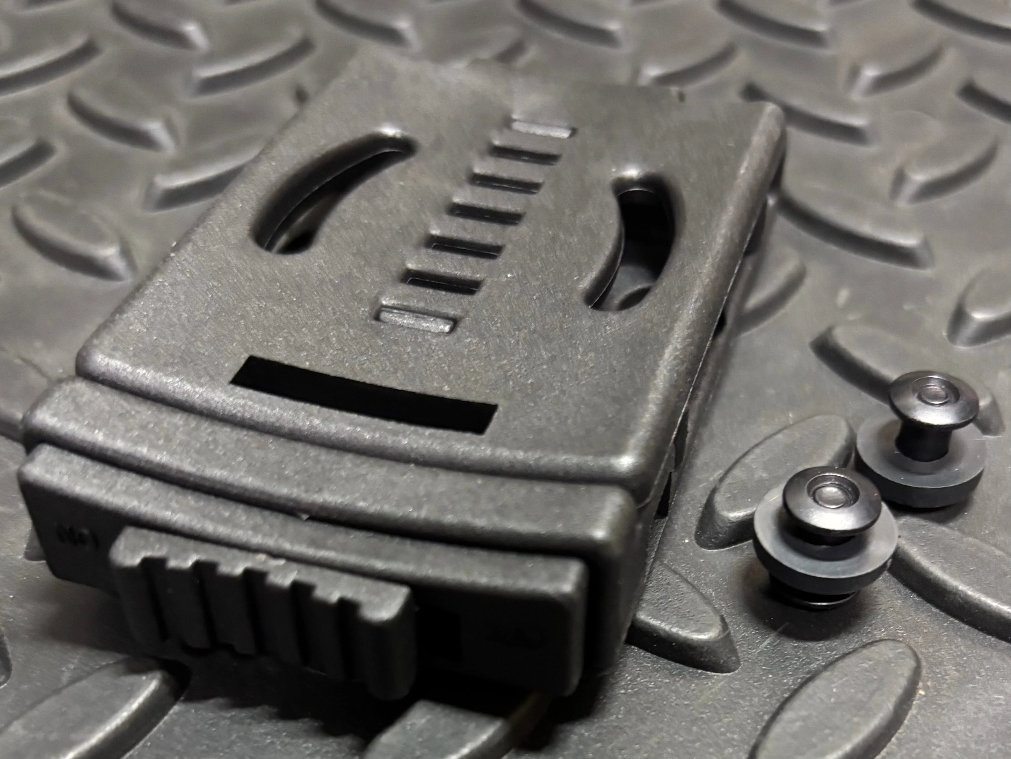 Universal fold over belt attachment for kydex sheath (Includes hardware) - Image 7