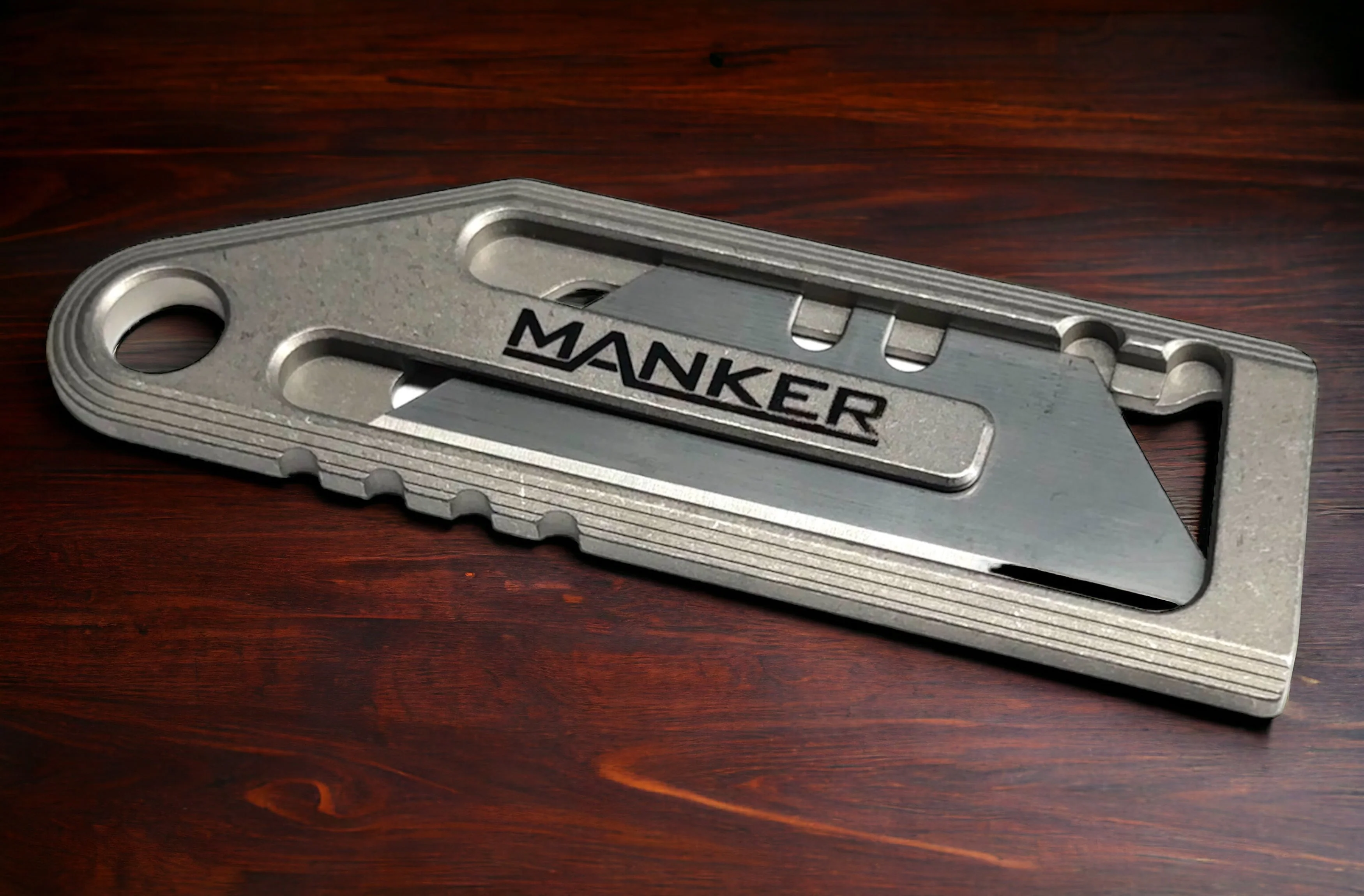 UTI Edge Manker® - Titanium Utility Knife - Image 4